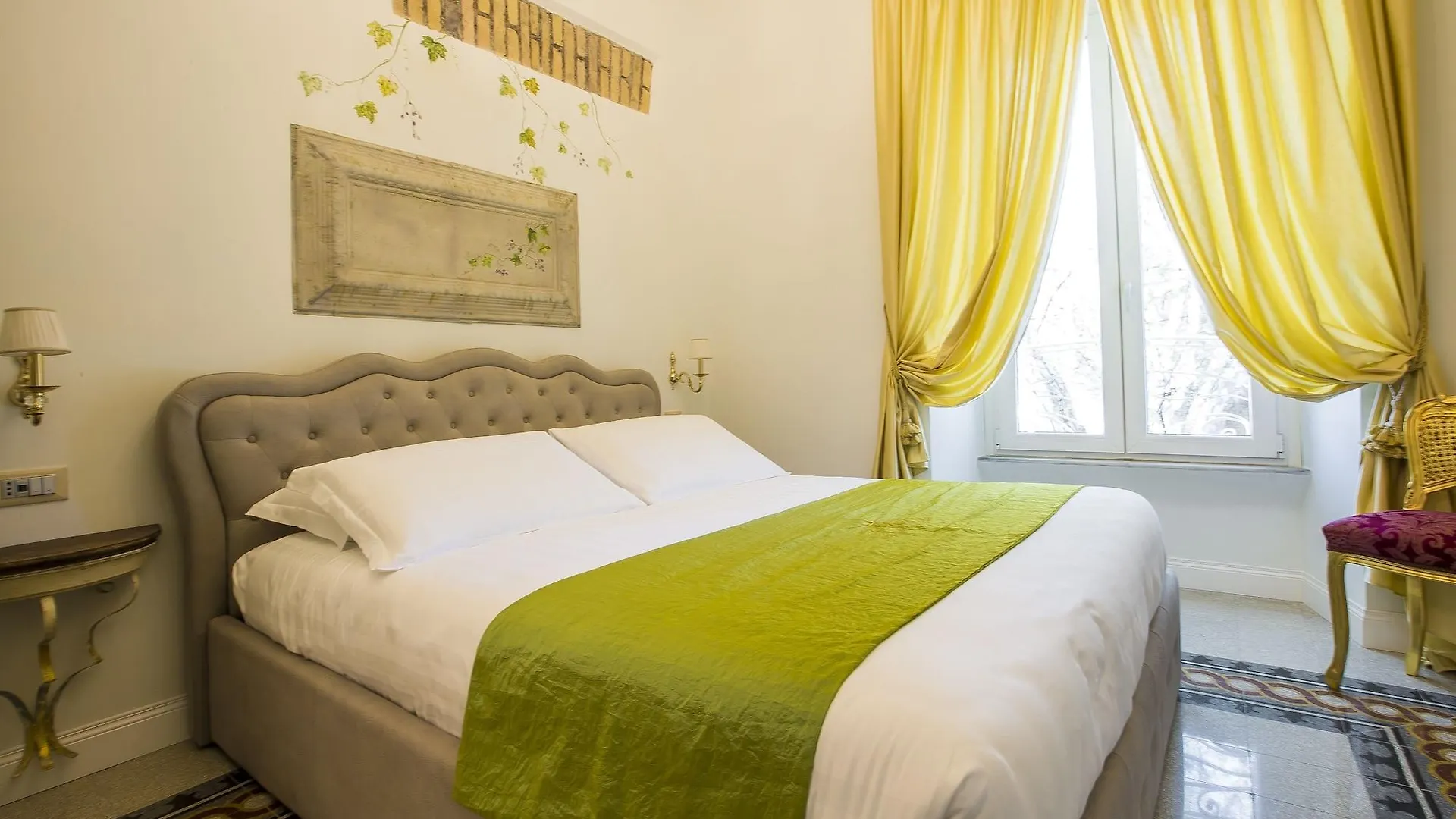 Trastevere Royal Suite Rome 2*,